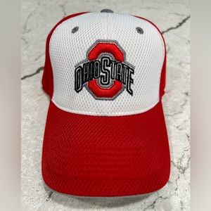 NWT Ohio State baseball hat. Red/white. Solid back.